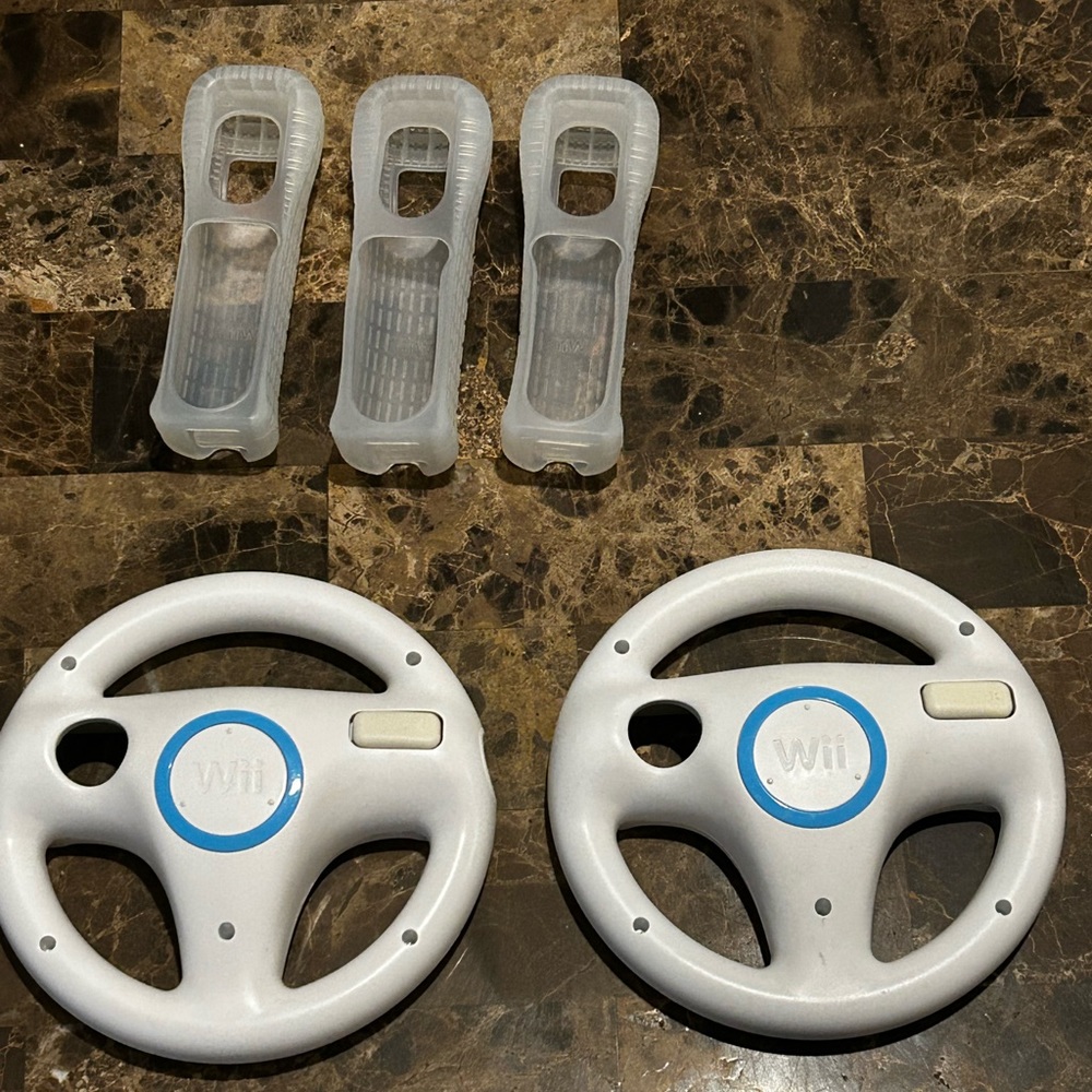 OEM Nintendo Mario Kart Steering wheels and 3 silicone sleeves